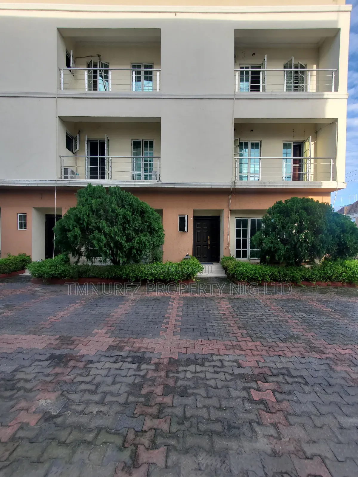 4bdrm Duplex in Chevron Estate, Lekki for rent