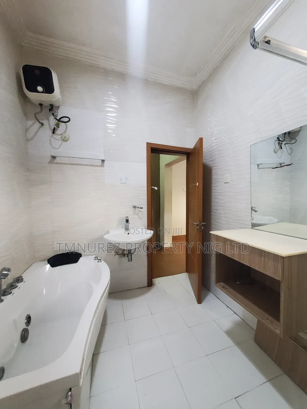 4bdrm Duplex in Chevron Estate, Lekki for rent