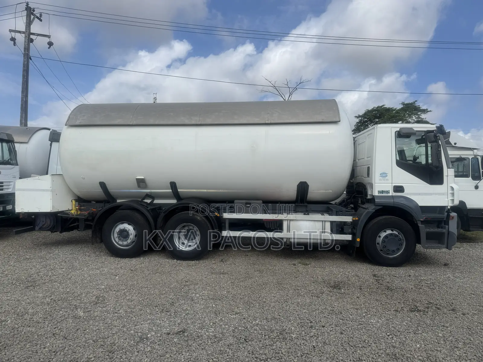 Gas Truck 16.5tons LPG Bobtail Gas Tank Truck