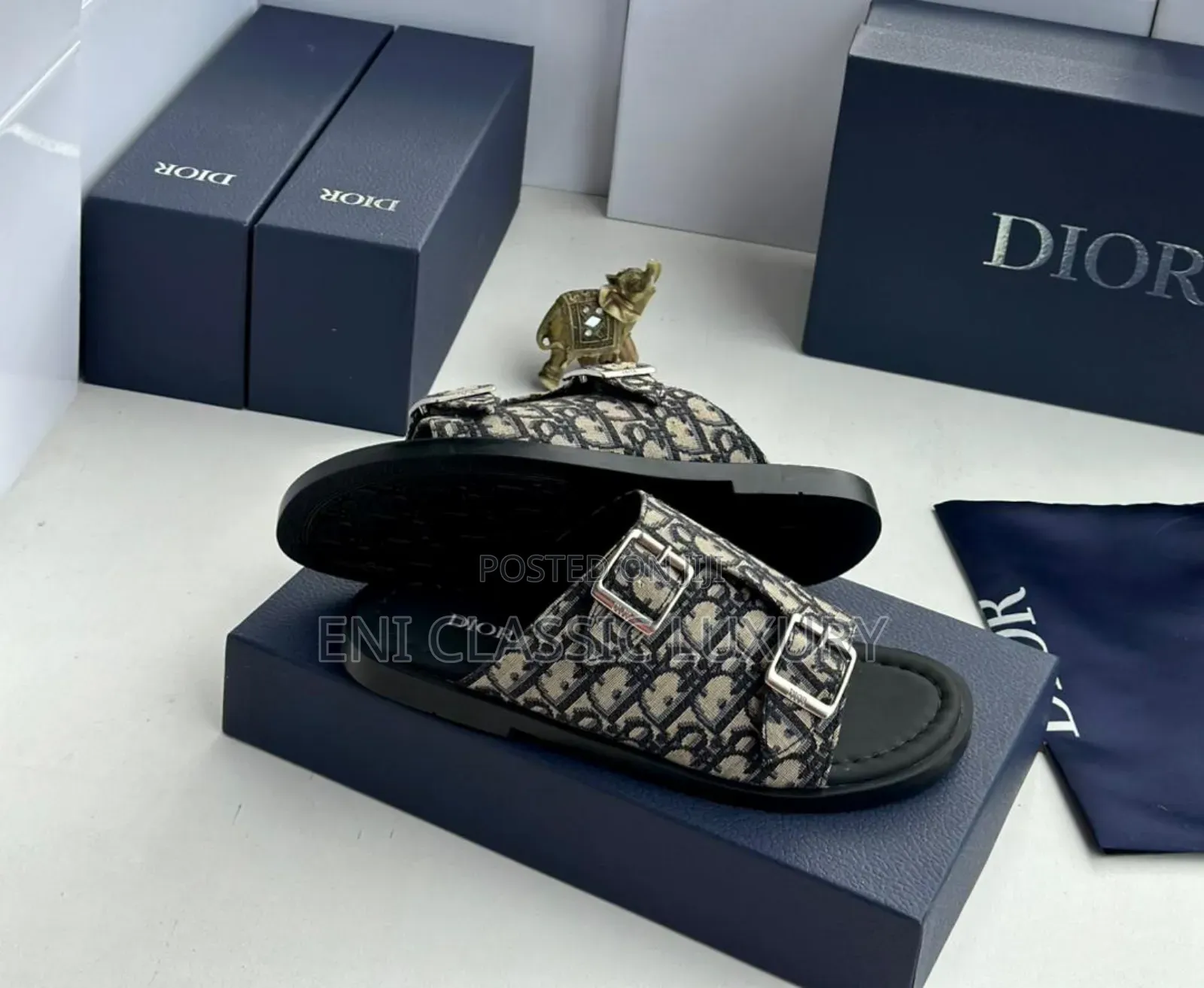 Pure Quality Luxury Men's Slippers Well Branded Package