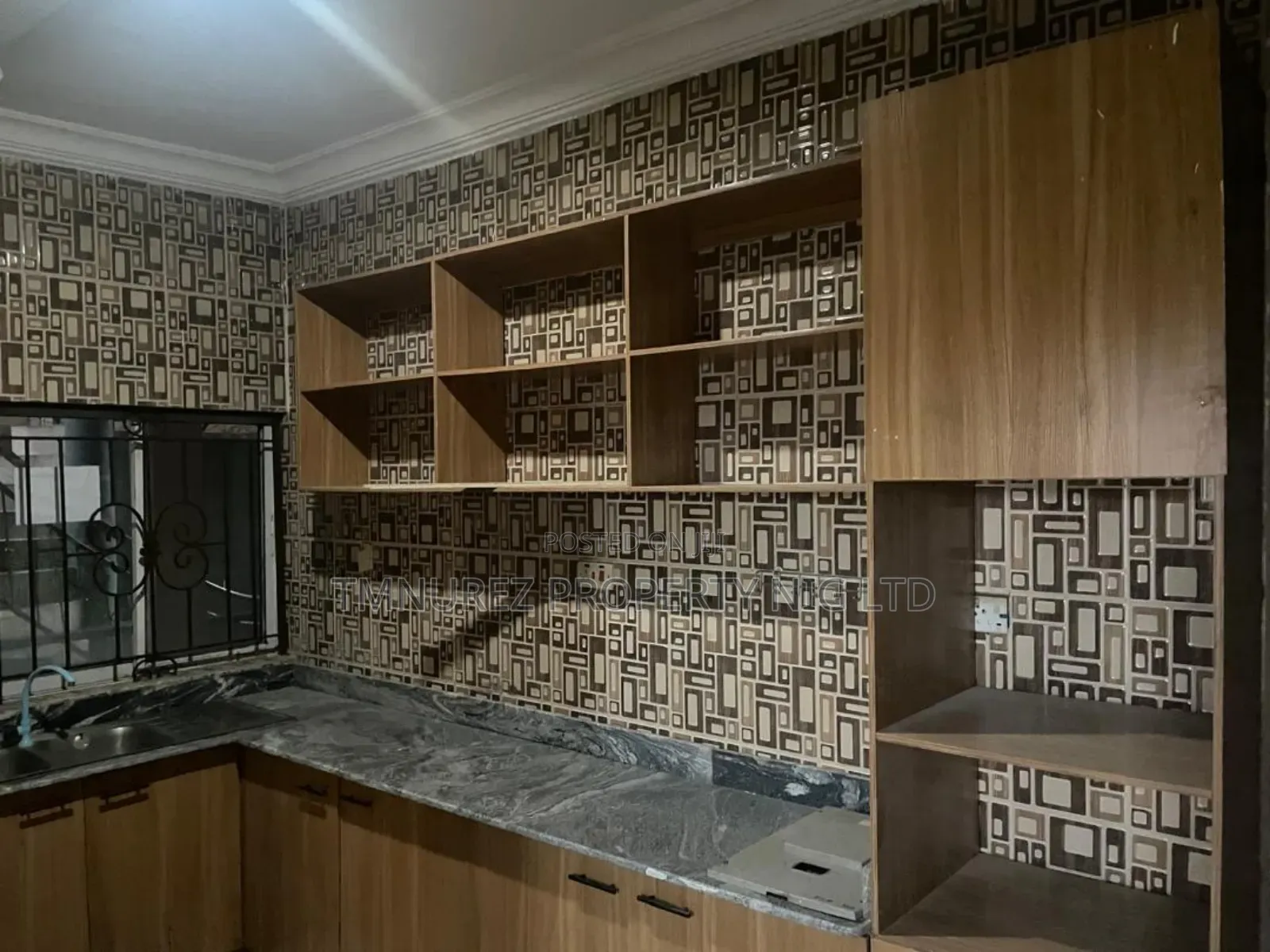 3bdrm Apartment in Chevron Estate, Lekki for rent