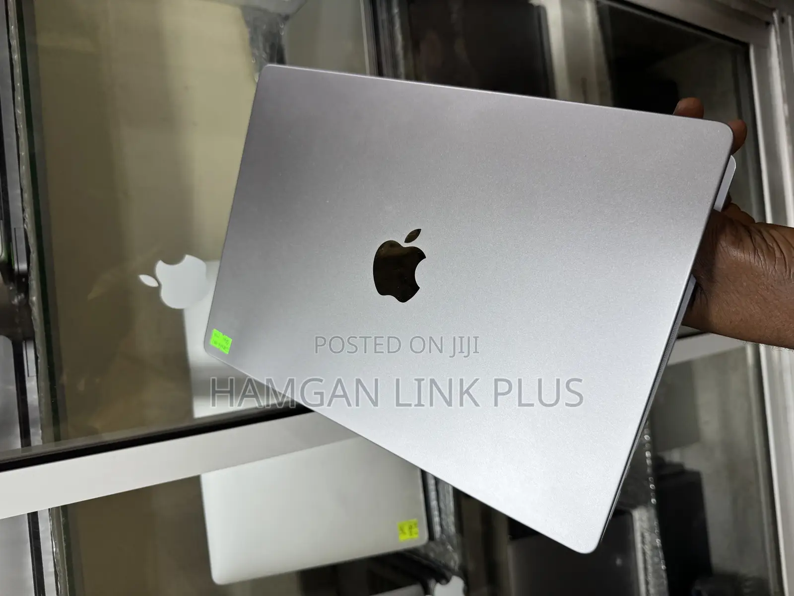 Laptop Apple MacBook Pro 2021 M1 16GB Apple M1 Pro SSD 1T