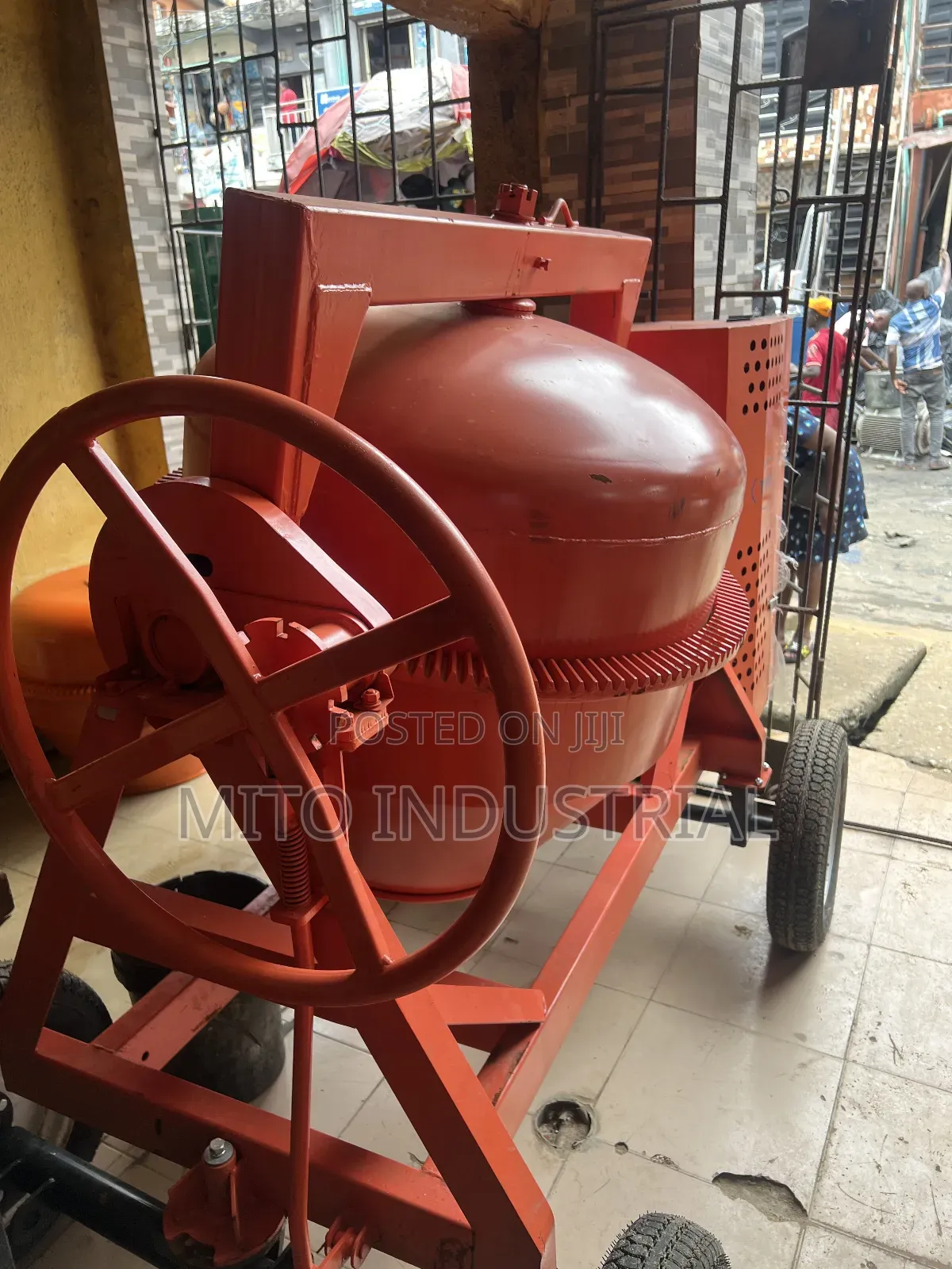 600l Concrete Mixer.