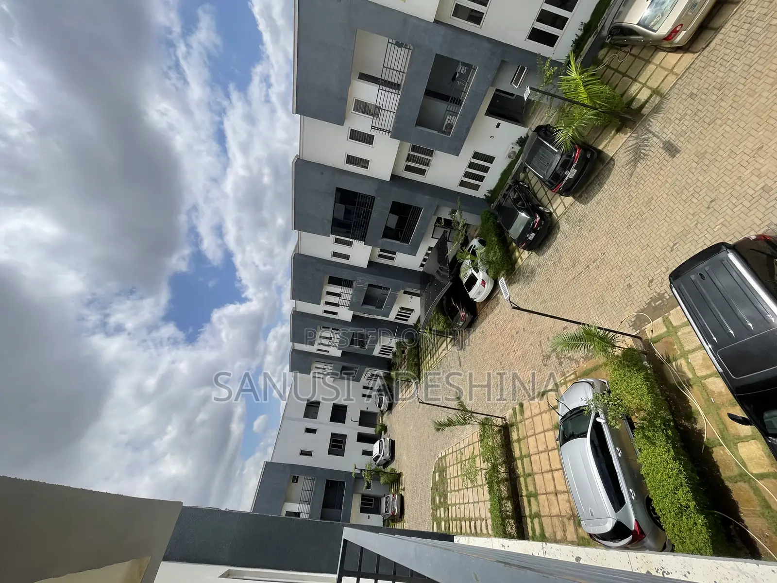 4bdrm Duplex in Mabushi,Wuse for sale