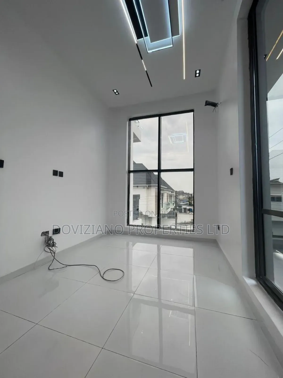 4bdrm Duplex in Ajah for sale