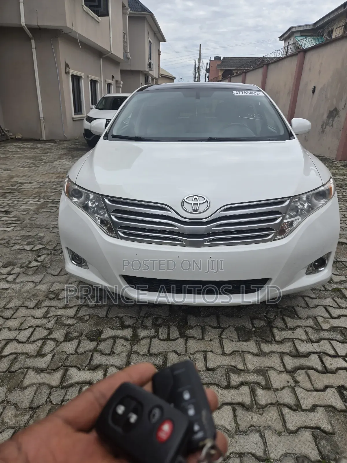 Toyota Venza V6 AWD 2011 White