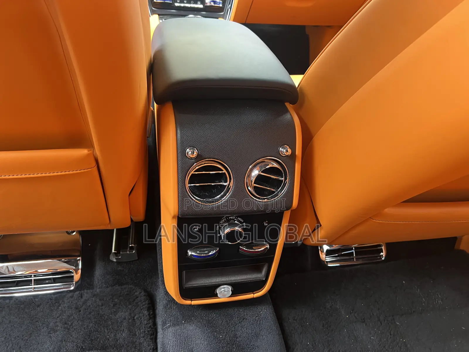 Rolls-Royce Cullinan Black Badge Sport Utility 2023 White