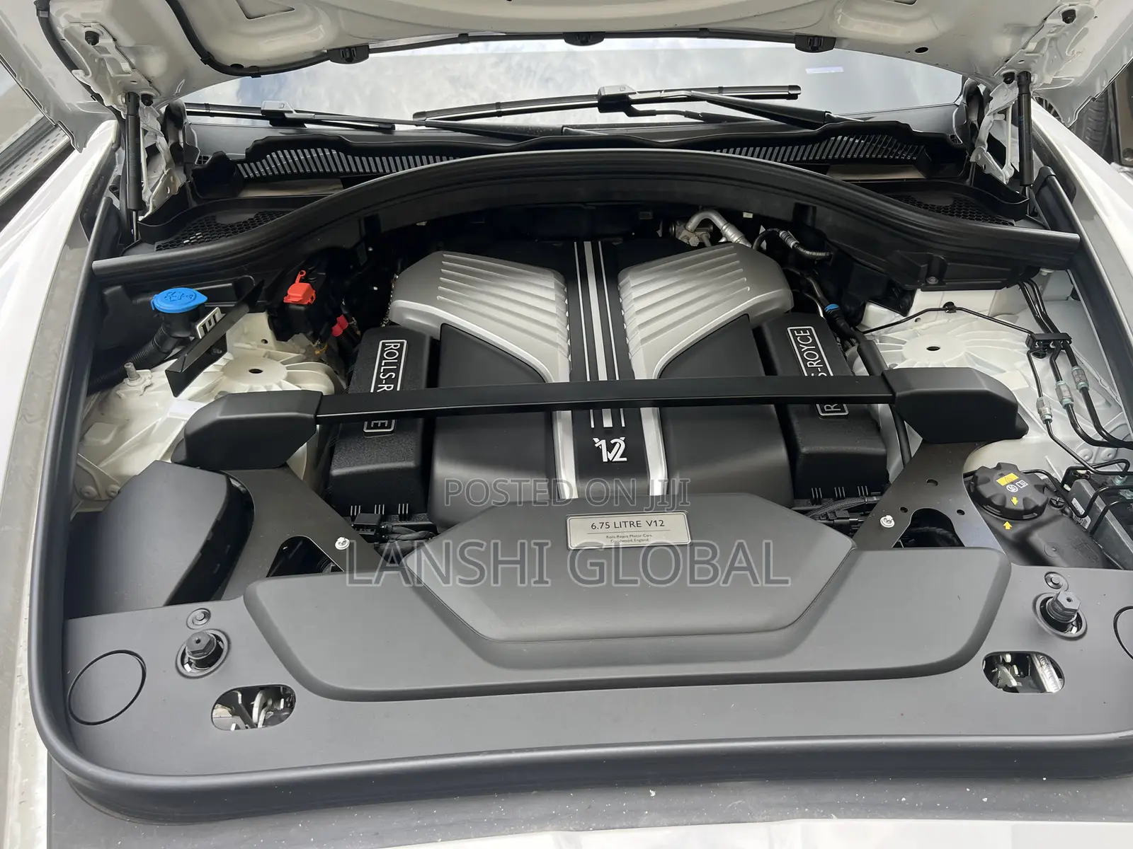 Rolls-Royce Cullinan Black Badge Sport Utility 2023 White