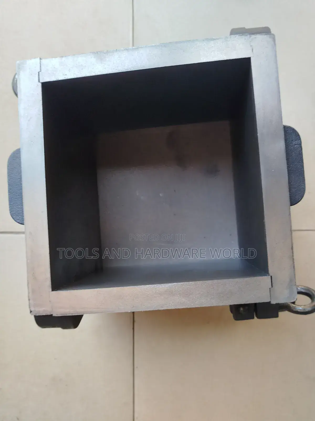Concrete Cube Mold
