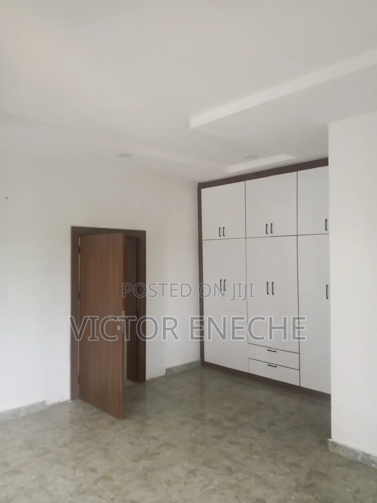 4bdrm Duplex in Gwarinpa for sale