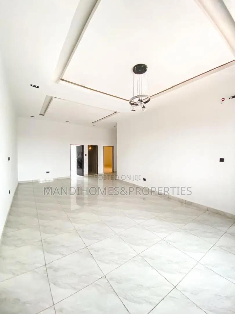 2bdrm Apartment in Sangotedo for sale