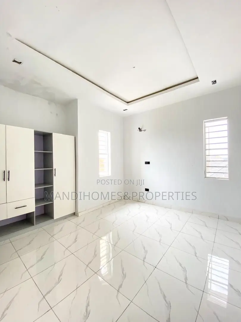 2bdrm Apartment in Sangotedo for sale