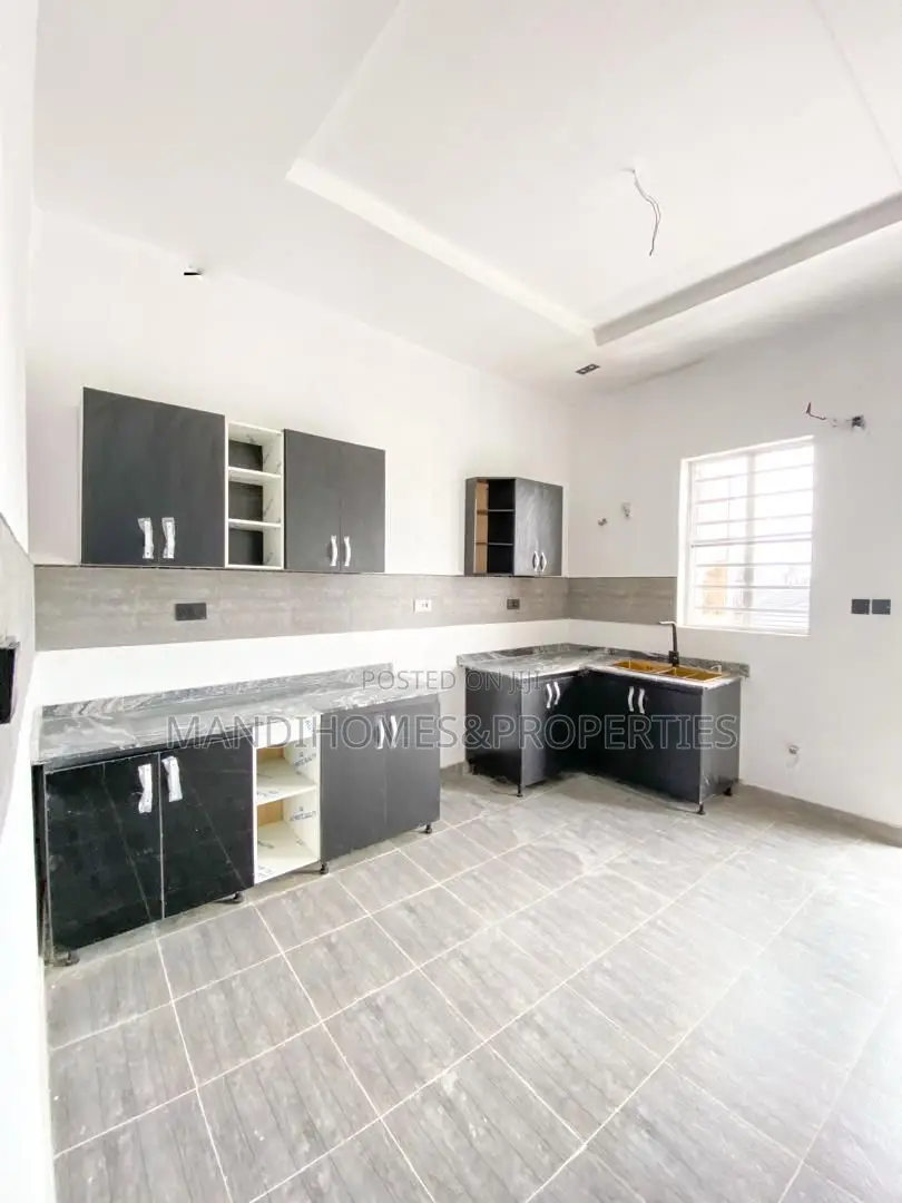 2bdrm Apartment in Sangotedo for sale