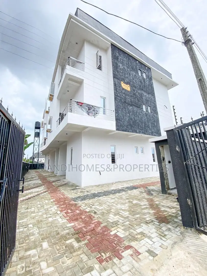2bdrm Apartment in Sangotedo for sale