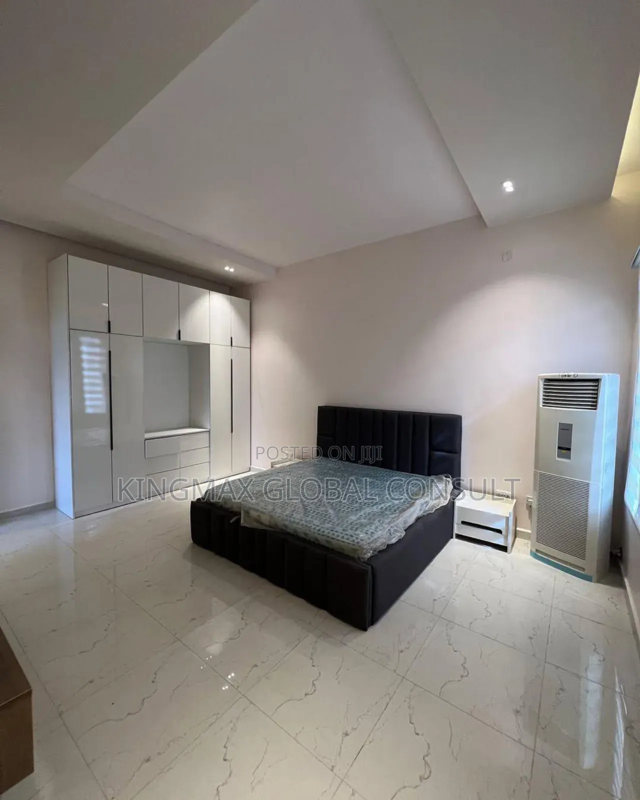 5bdrm Duplex in Guzape District for sale