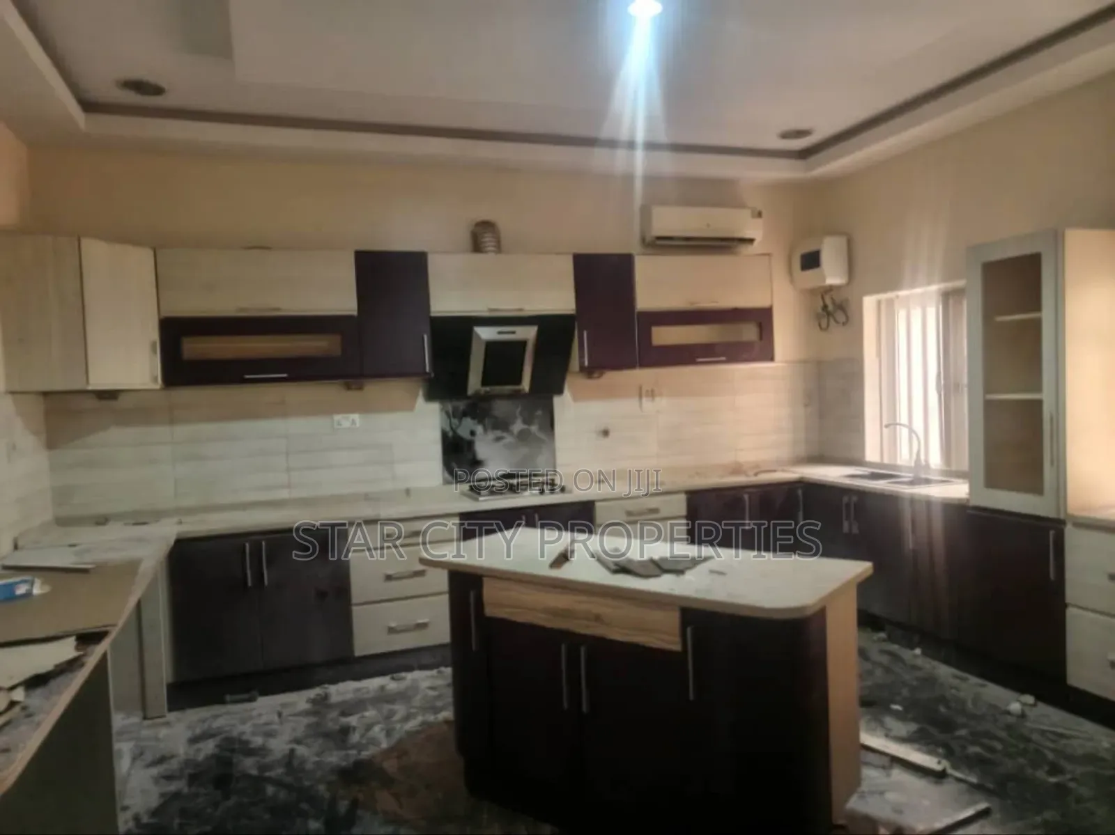 5bdrm House in Gra for rent