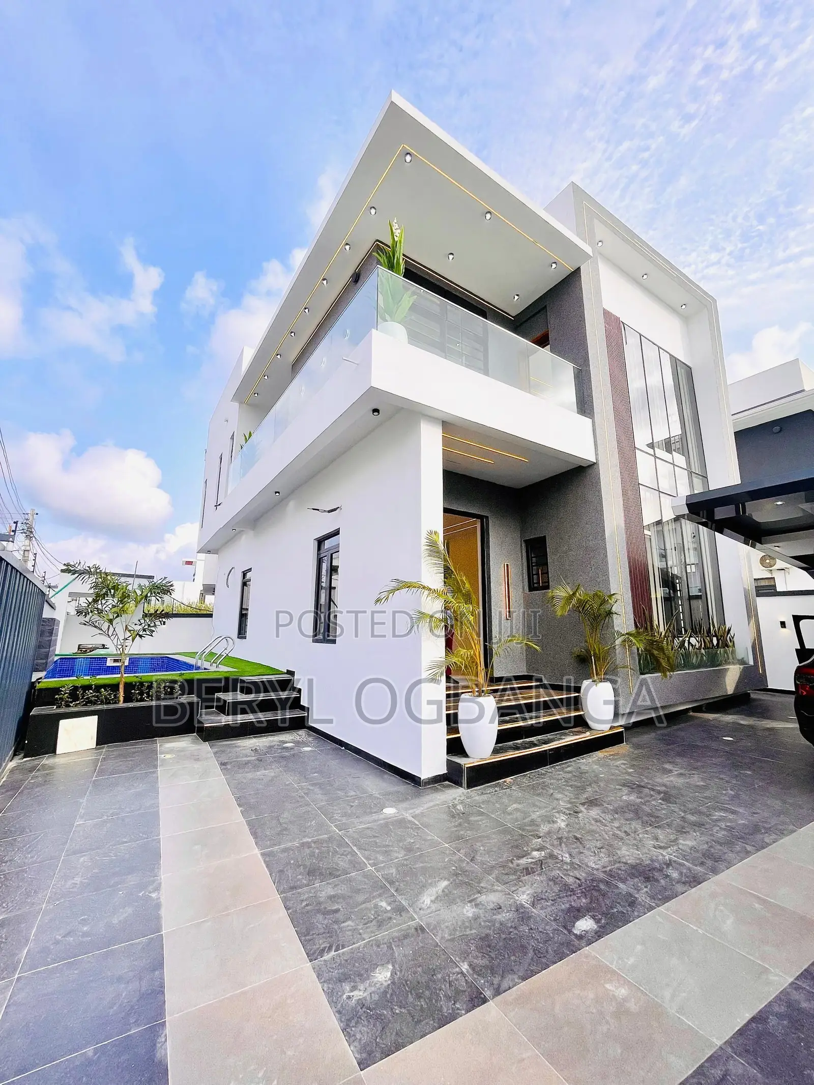 5bdrm Duplex in Ado / Ajah for sale