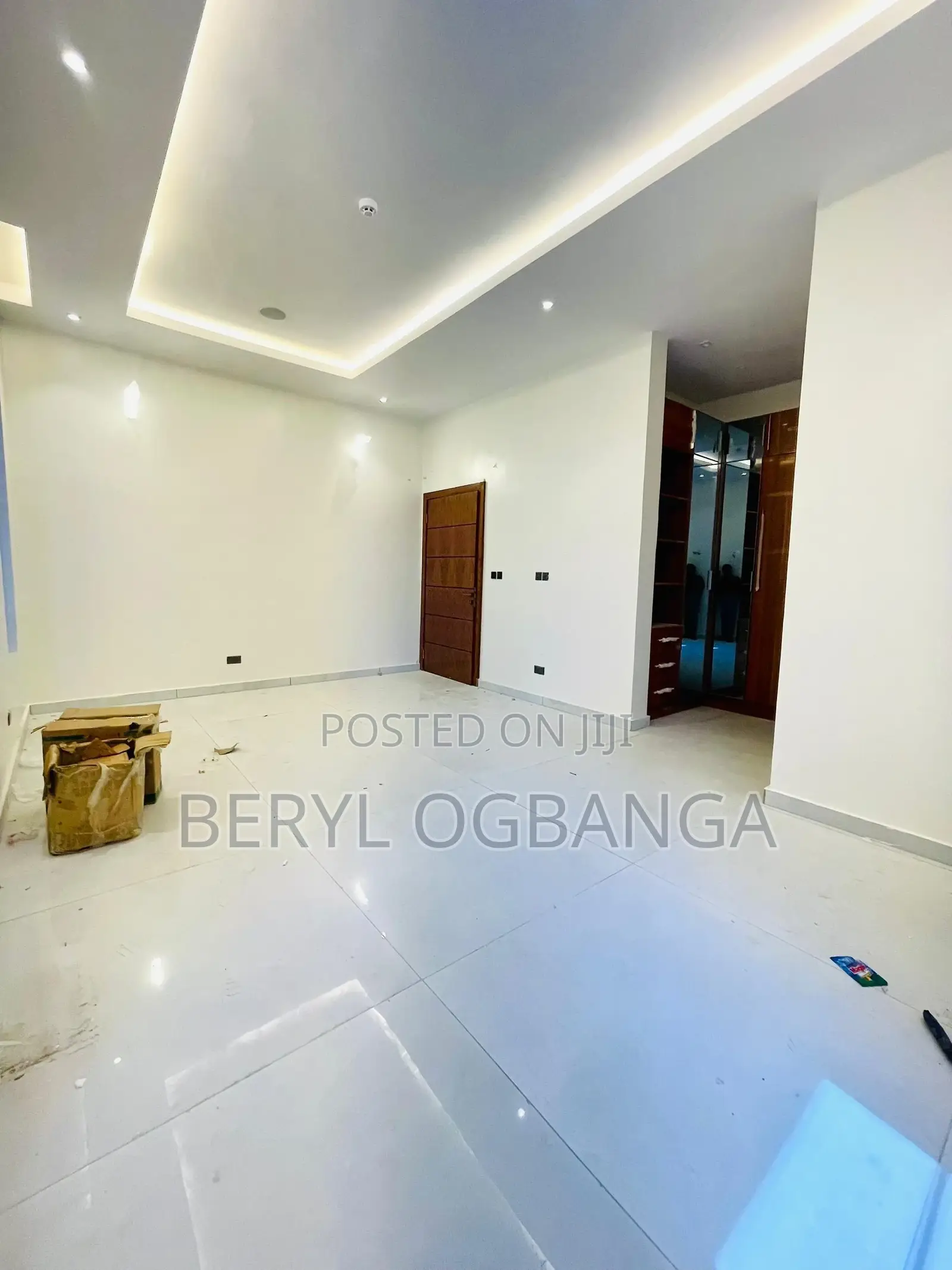 5bdrm Duplex in Ikoyi S.W for sale