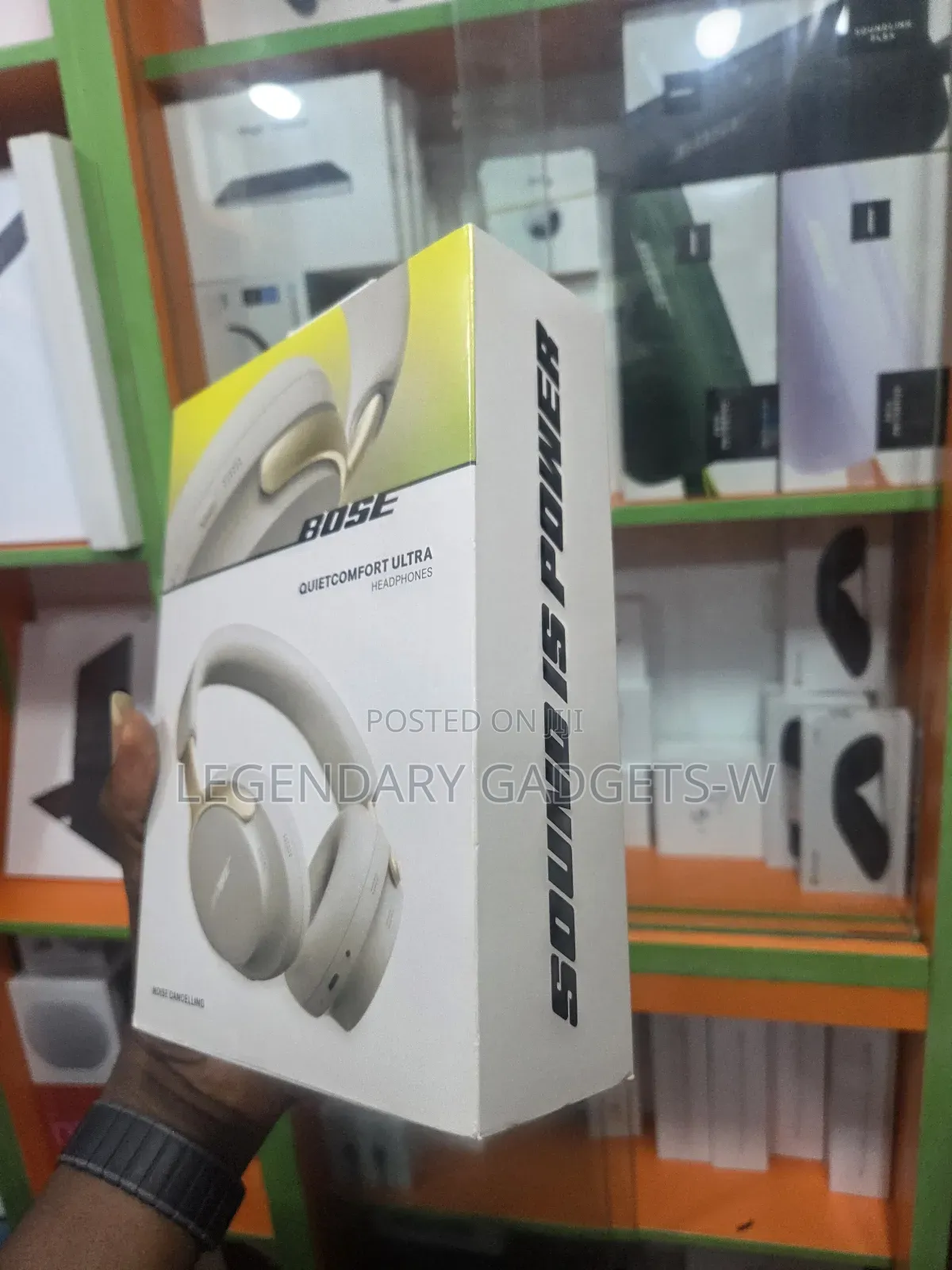 Bose Quiet Comfort Ultra Headphone With Noise Cancelling