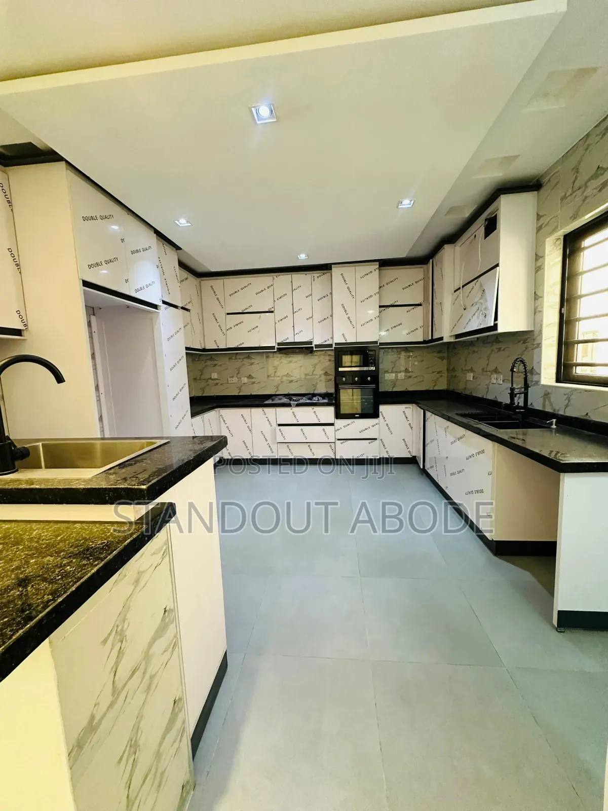 5bdrm Duplex in Inside An Estate, Omole Phase 1 for sale