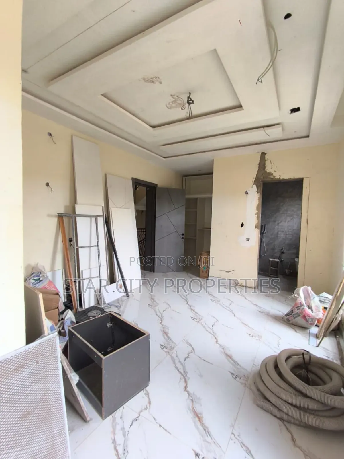 5bdrm Duplex in Ikeja for rent