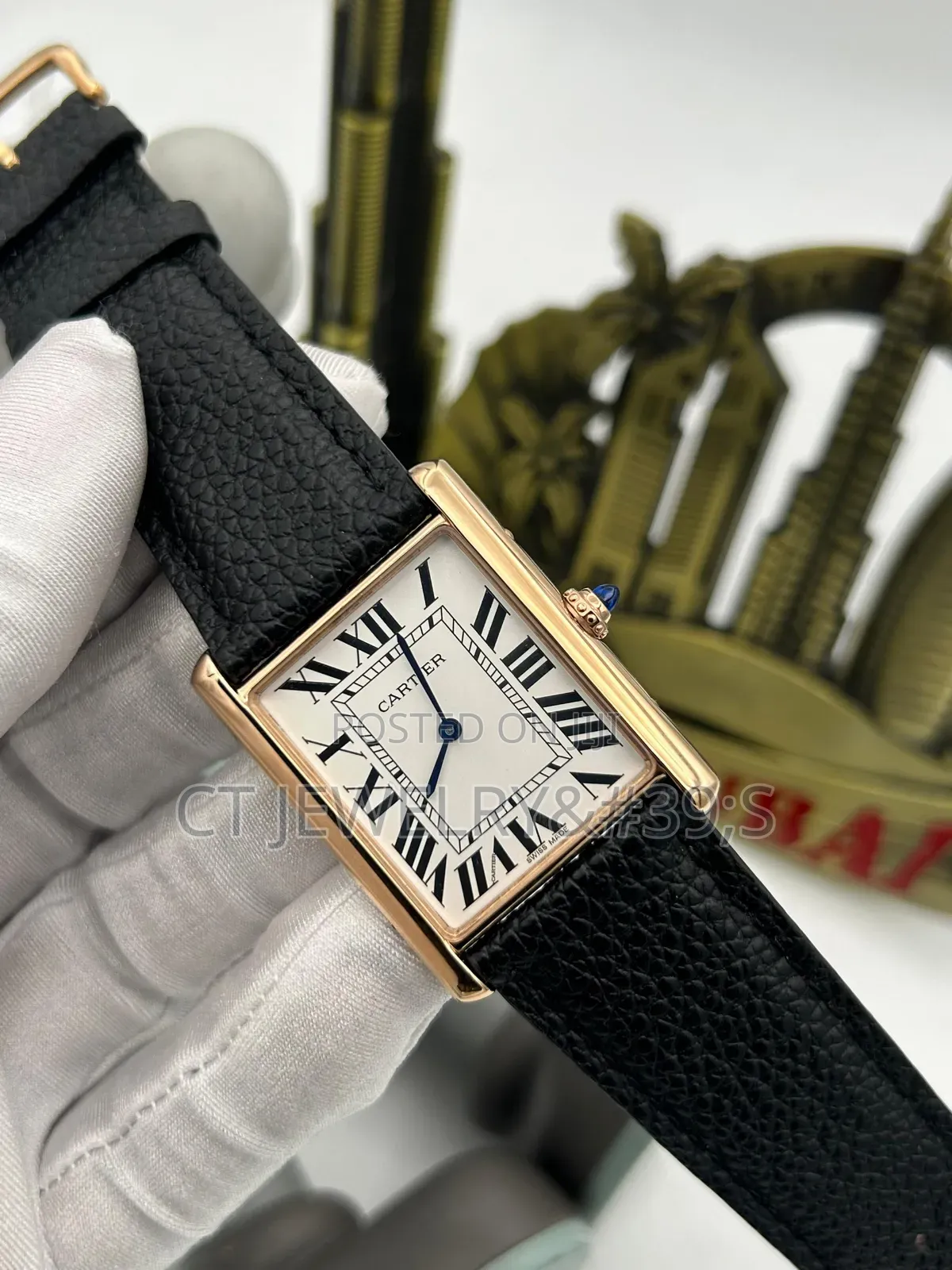 10 Classic Luxury Tank Cartier Wristwatch Original Leather Strap