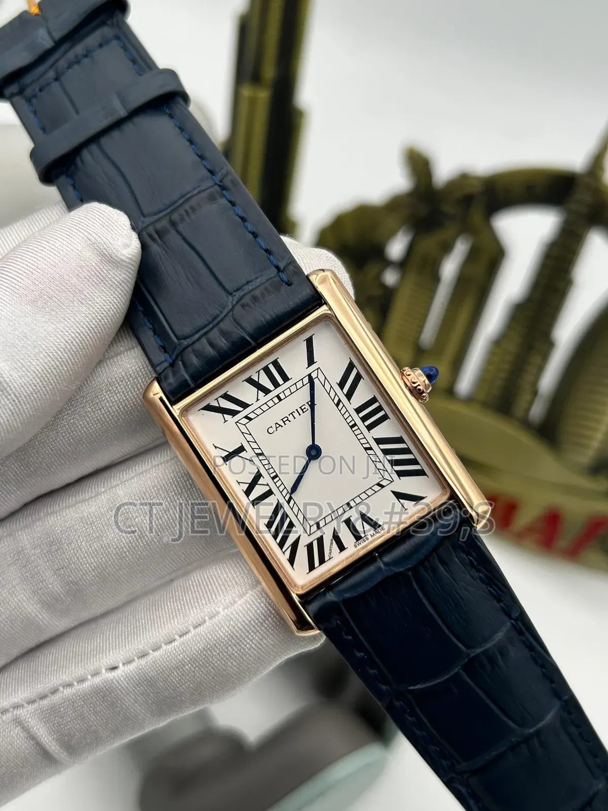 10 Classic Luxury Tank Cartier Wristwatch Original Leather Strap