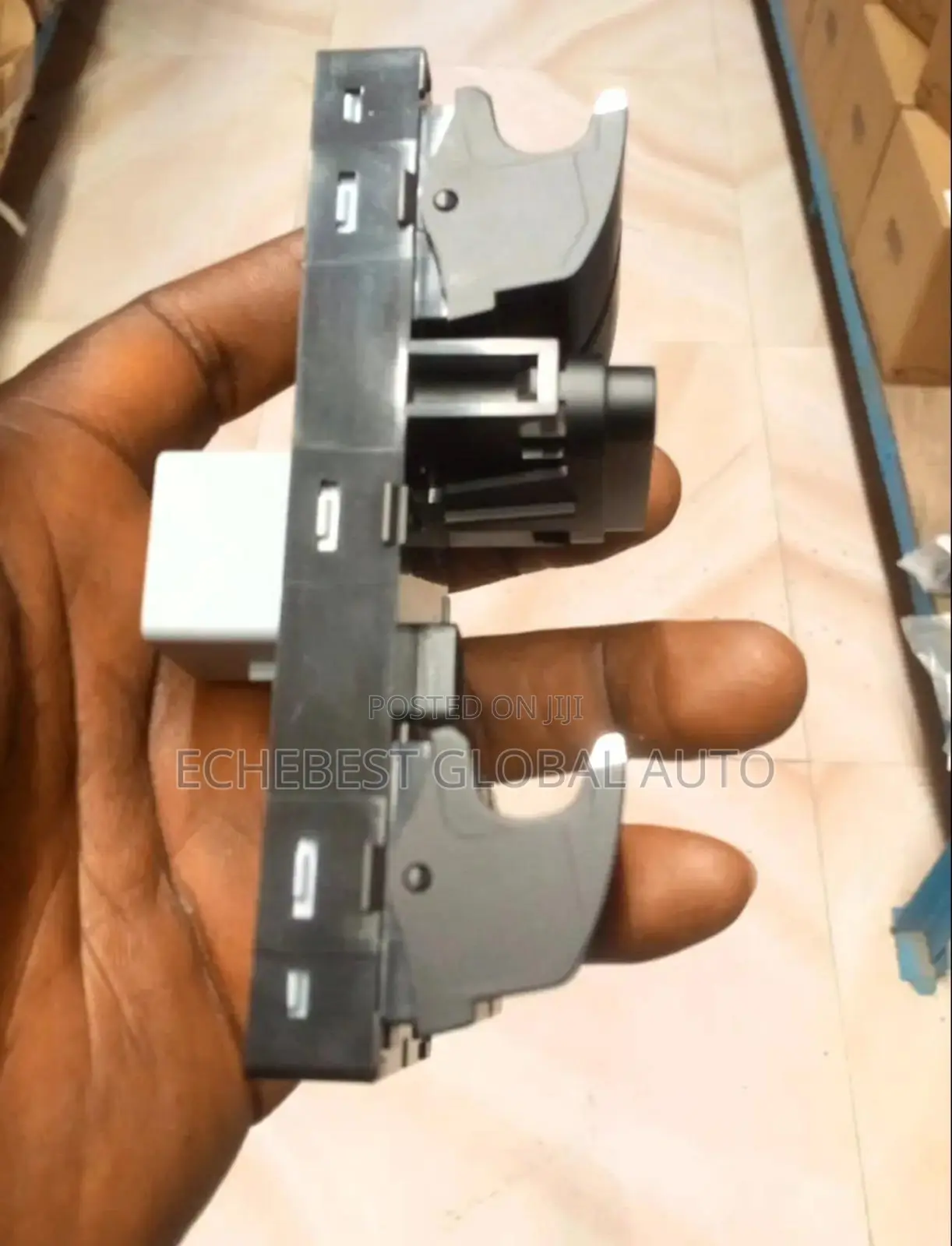 Complete Door Pressing Button For Passat Cc 2013-2014 Passat Tsi.