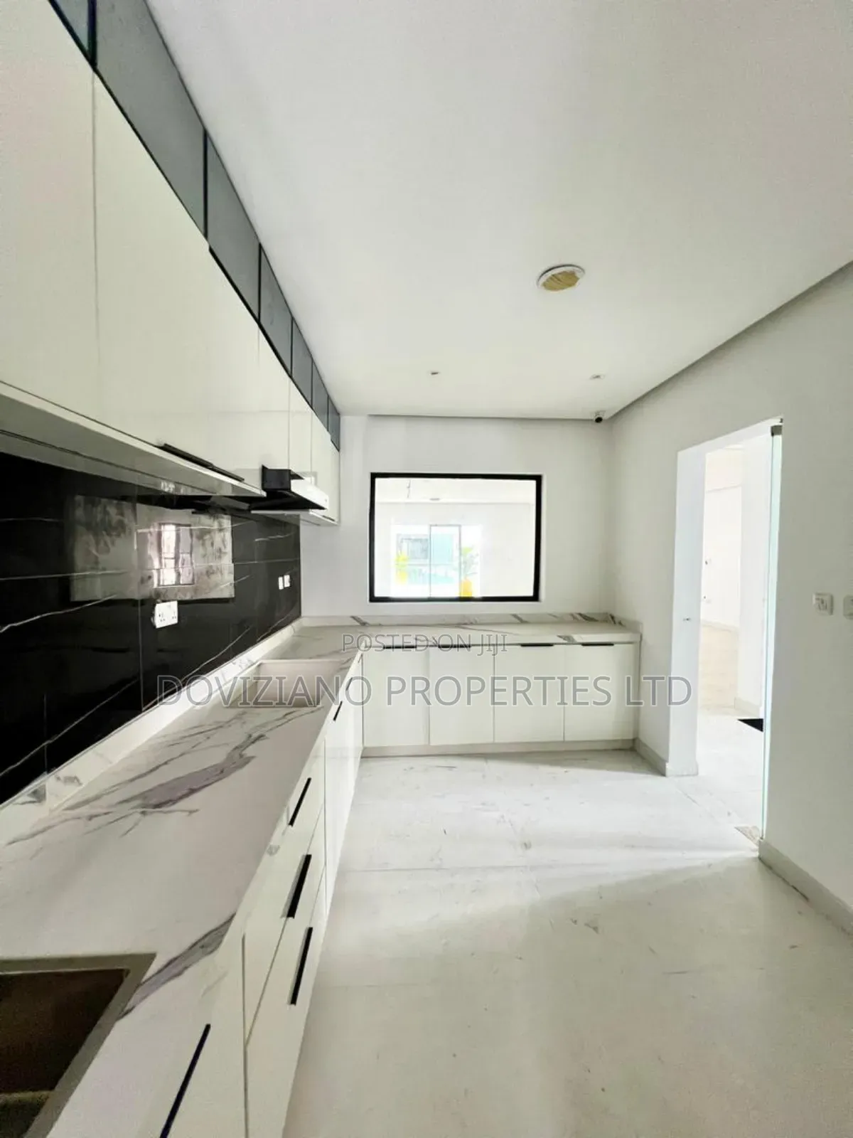 4bdrm Duplex in Ikate for sale