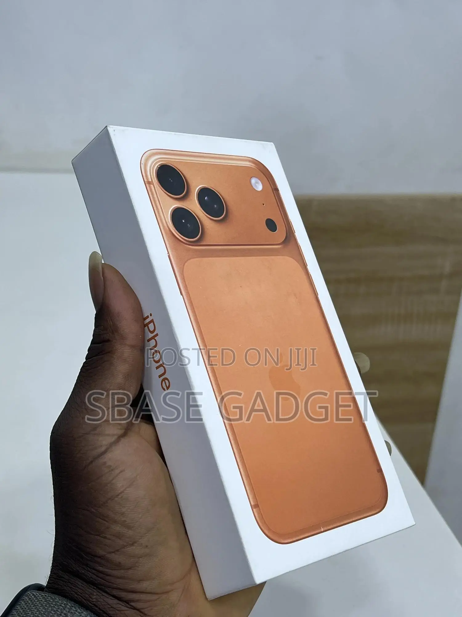 New Apple iPhone 17 Pro Max 256 GB Orange