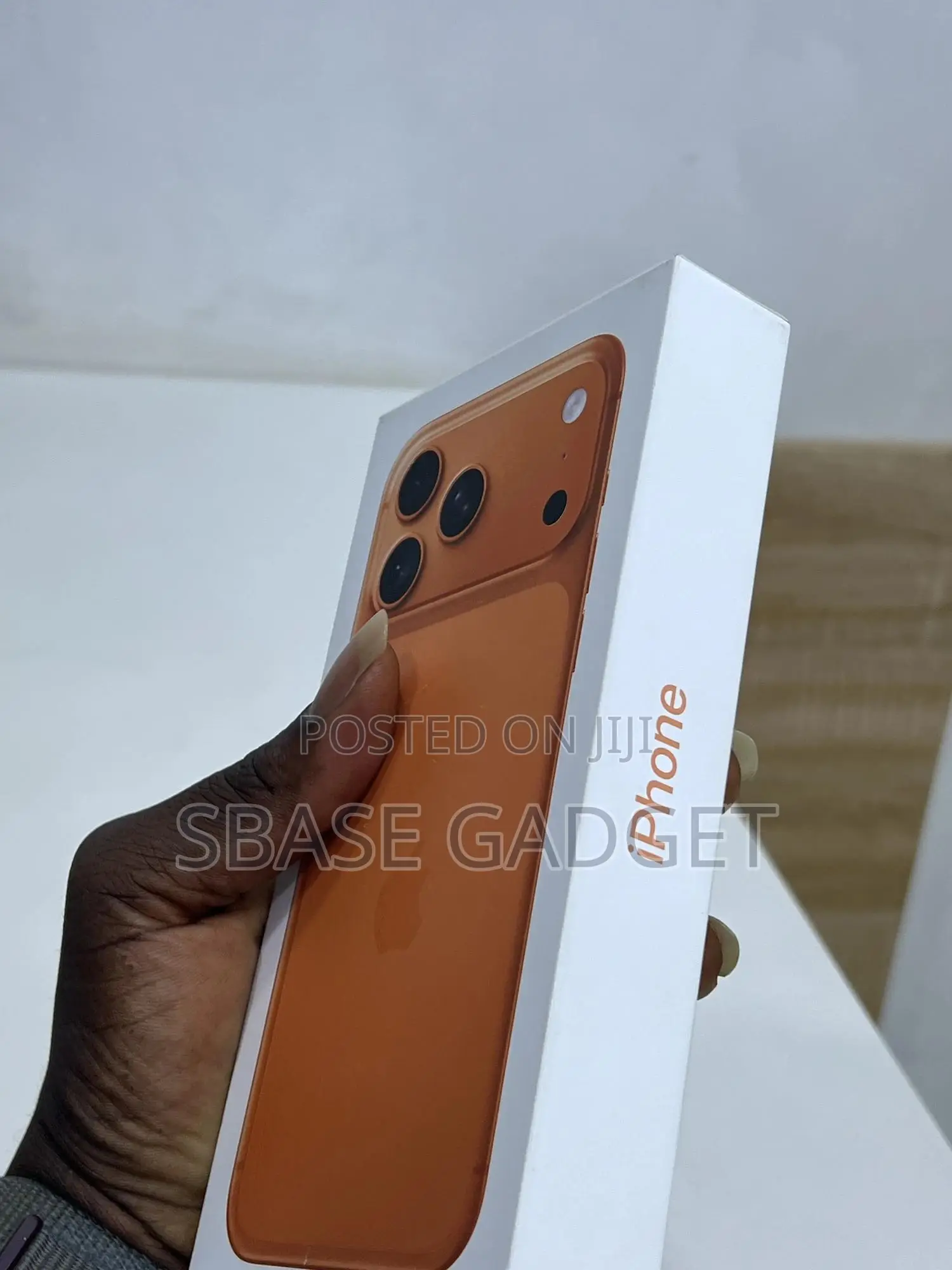 New Apple iPhone 17 Pro Max 256 GB Orange