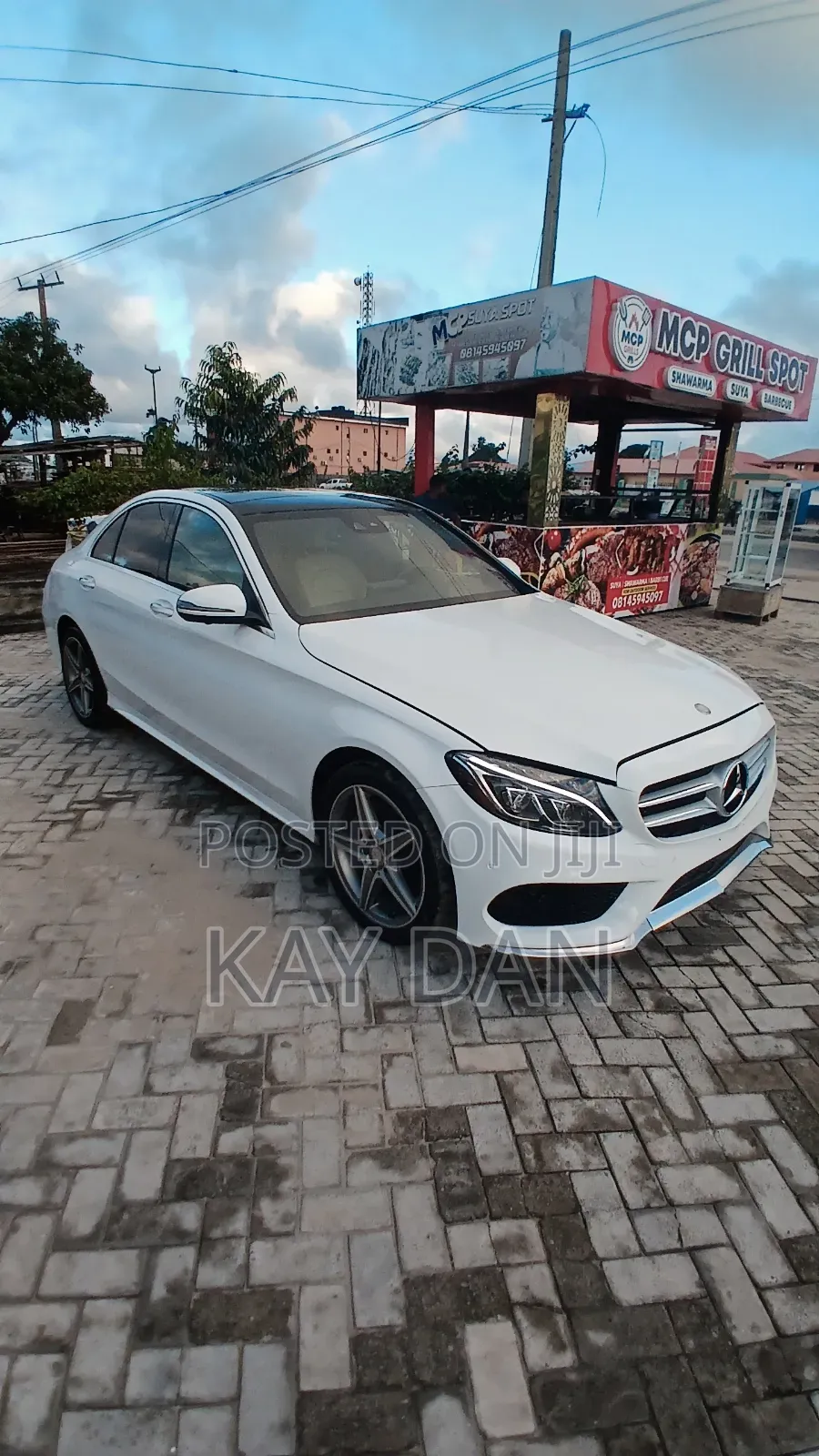 Mercedes-Benz C300 Sport 4Matic Sedan AWD (2.0L 4cyl 7A) 2017 White