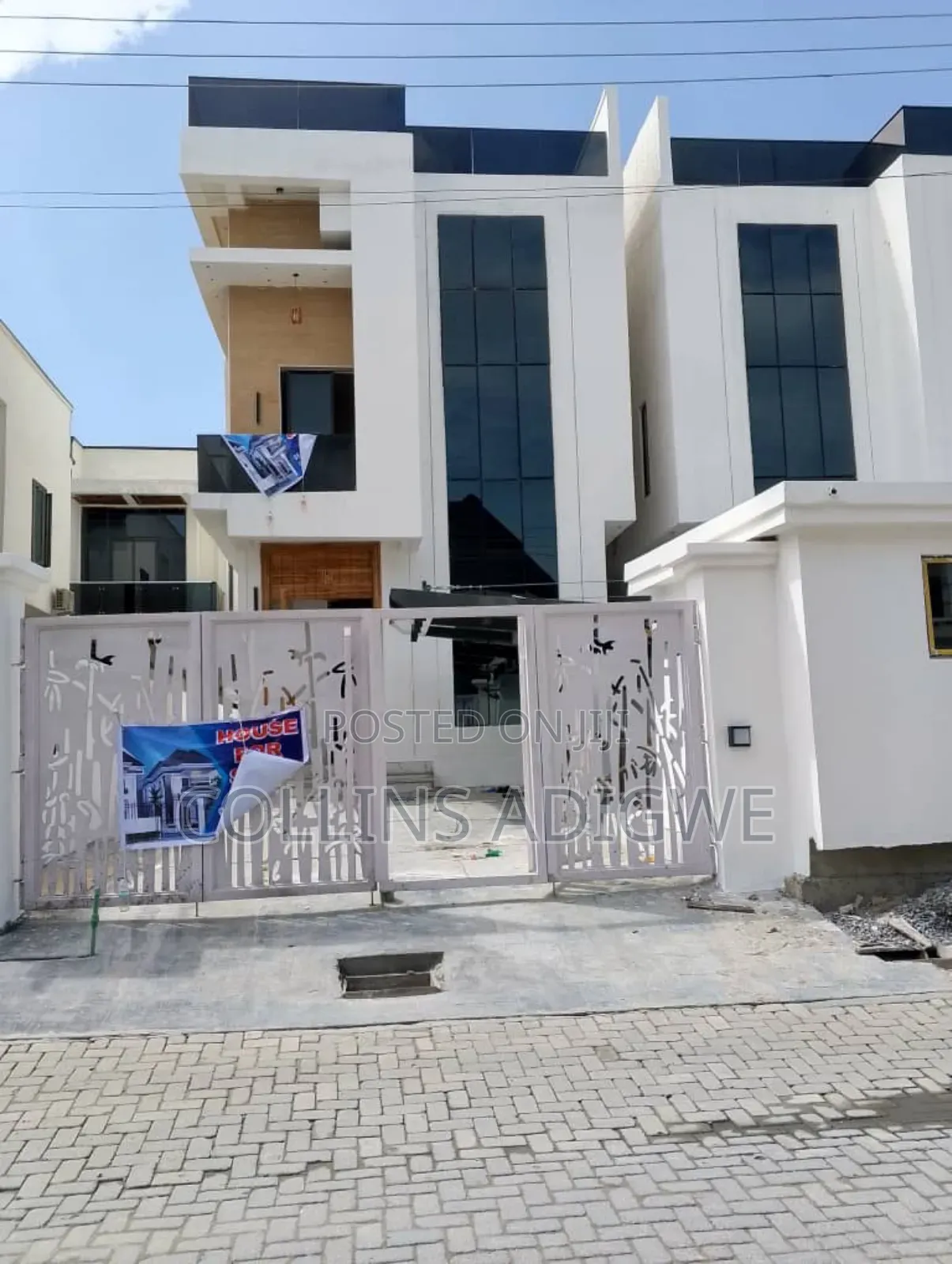 5bdrm Duplex in Access Call Estate, Chevron for sale