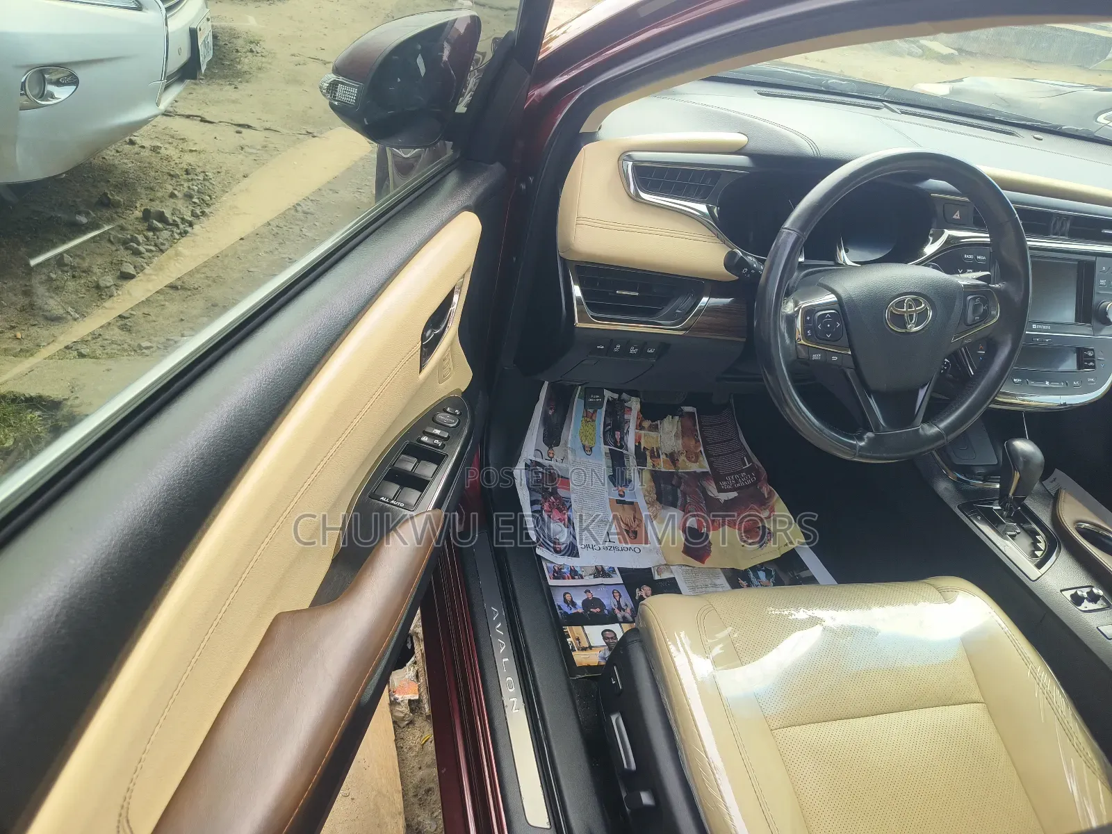 Toyota Avalon Limited Sedan FWD (3.5L 6cyl 6A) 2013 Burgundy