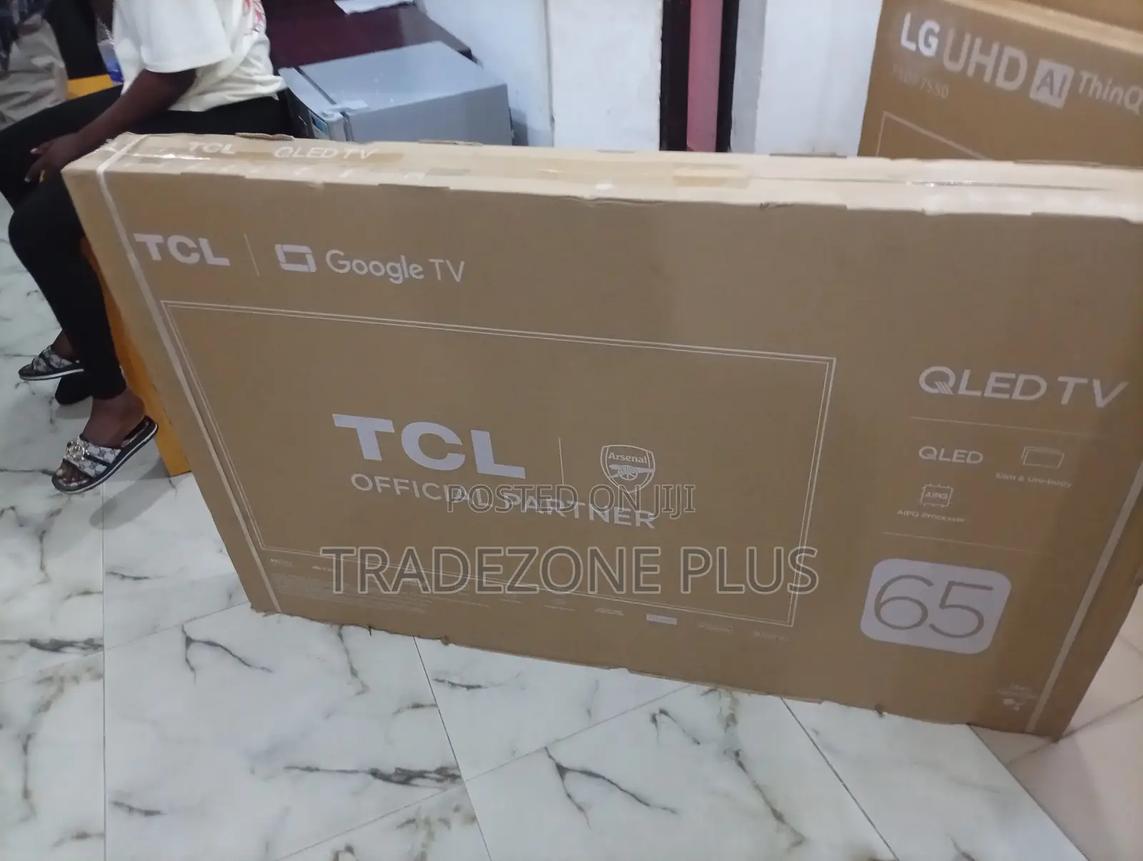 TCL 65" Frameless Tv – Sleek Stylish Preinstalled Dazn