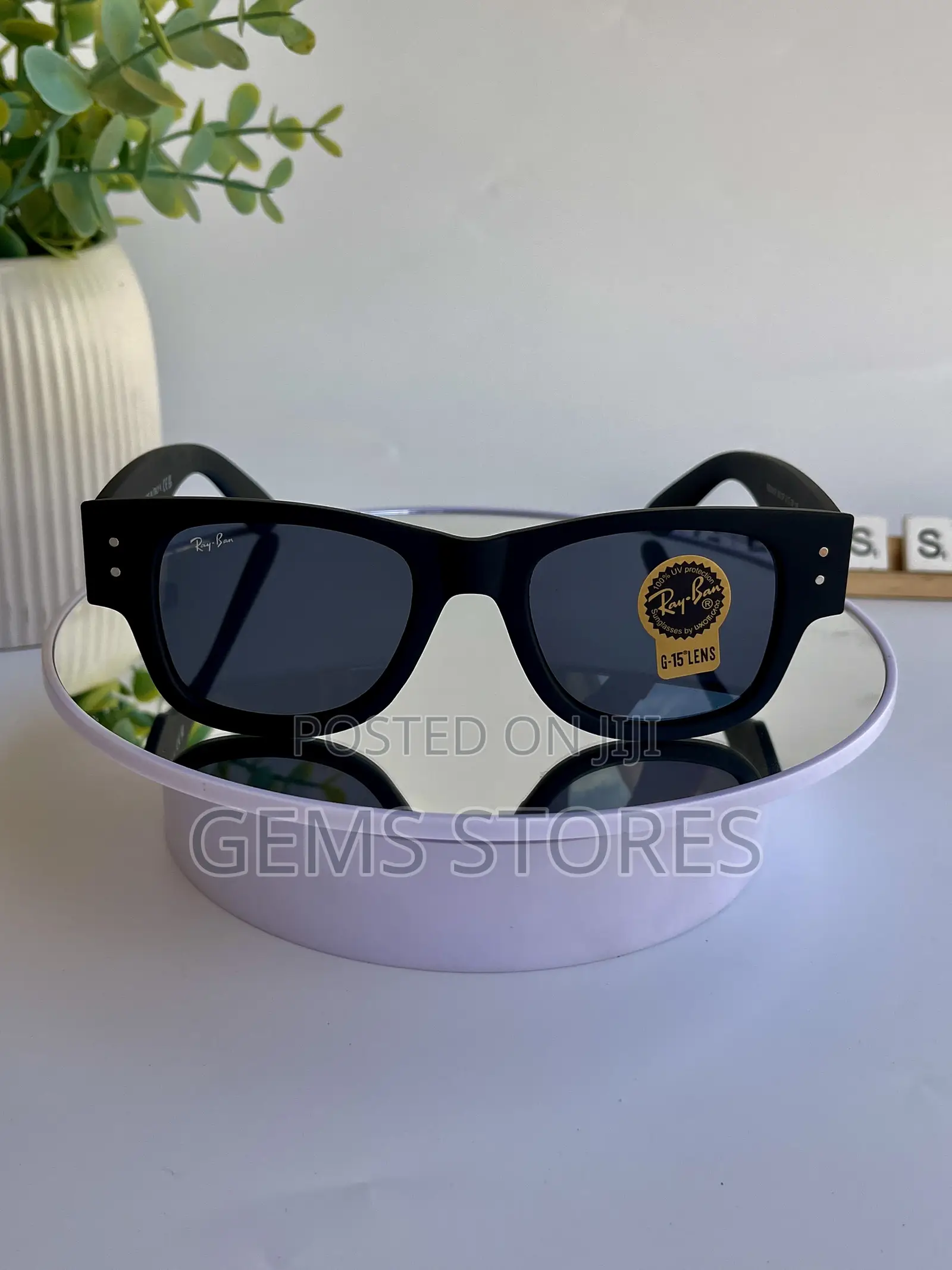 Timeless Matte Black Ray-Ban Sunglasses - Classic Wayfarer