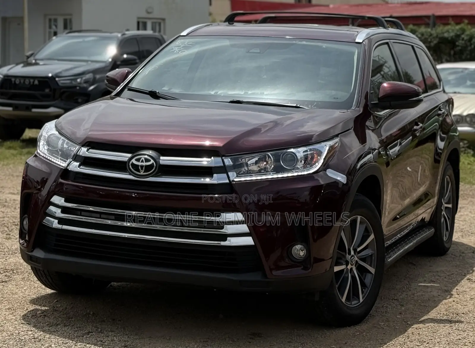 Toyota Highlander XLE 4x4 V6 (3.5L 6cyl 8A) 2017 Burgundy