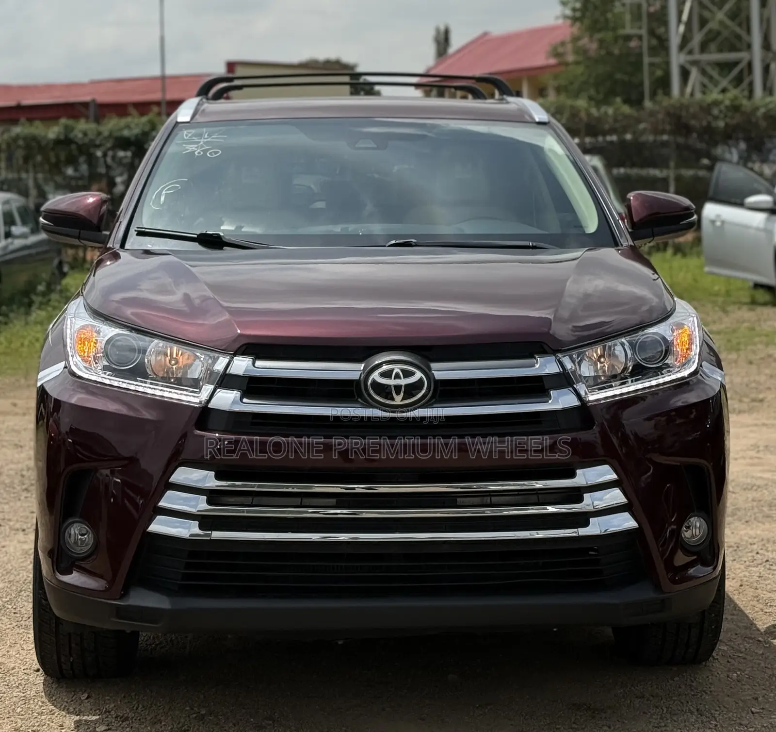 Toyota Highlander XLE 4x4 V6 (3.5L 6cyl 8A) 2017 Burgundy