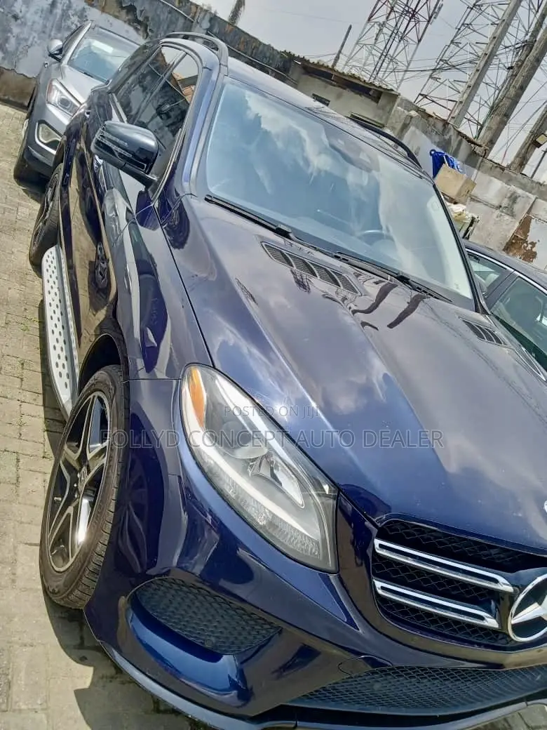 Mercedes-Benz GLE-Class GLE 350 2018 Blue