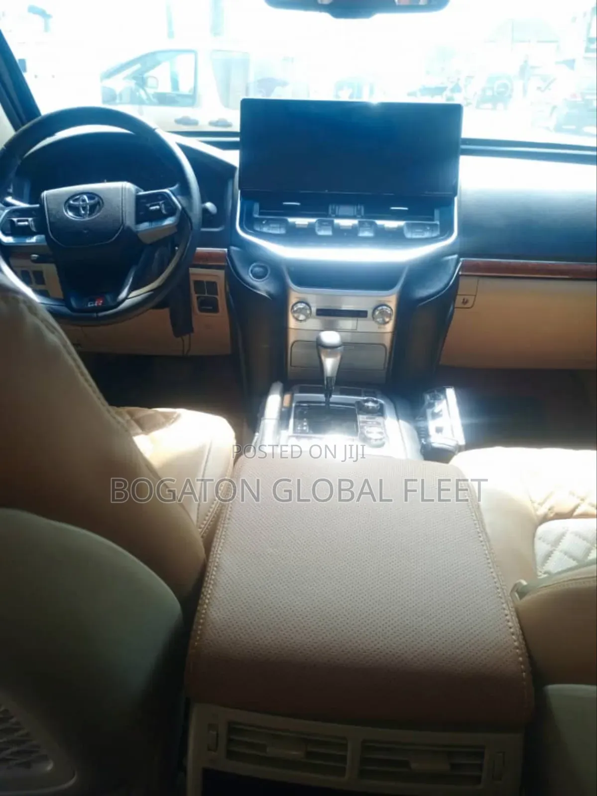 Bulletproof Toyota Landcruiser Suv (Upgraded) For Rent)