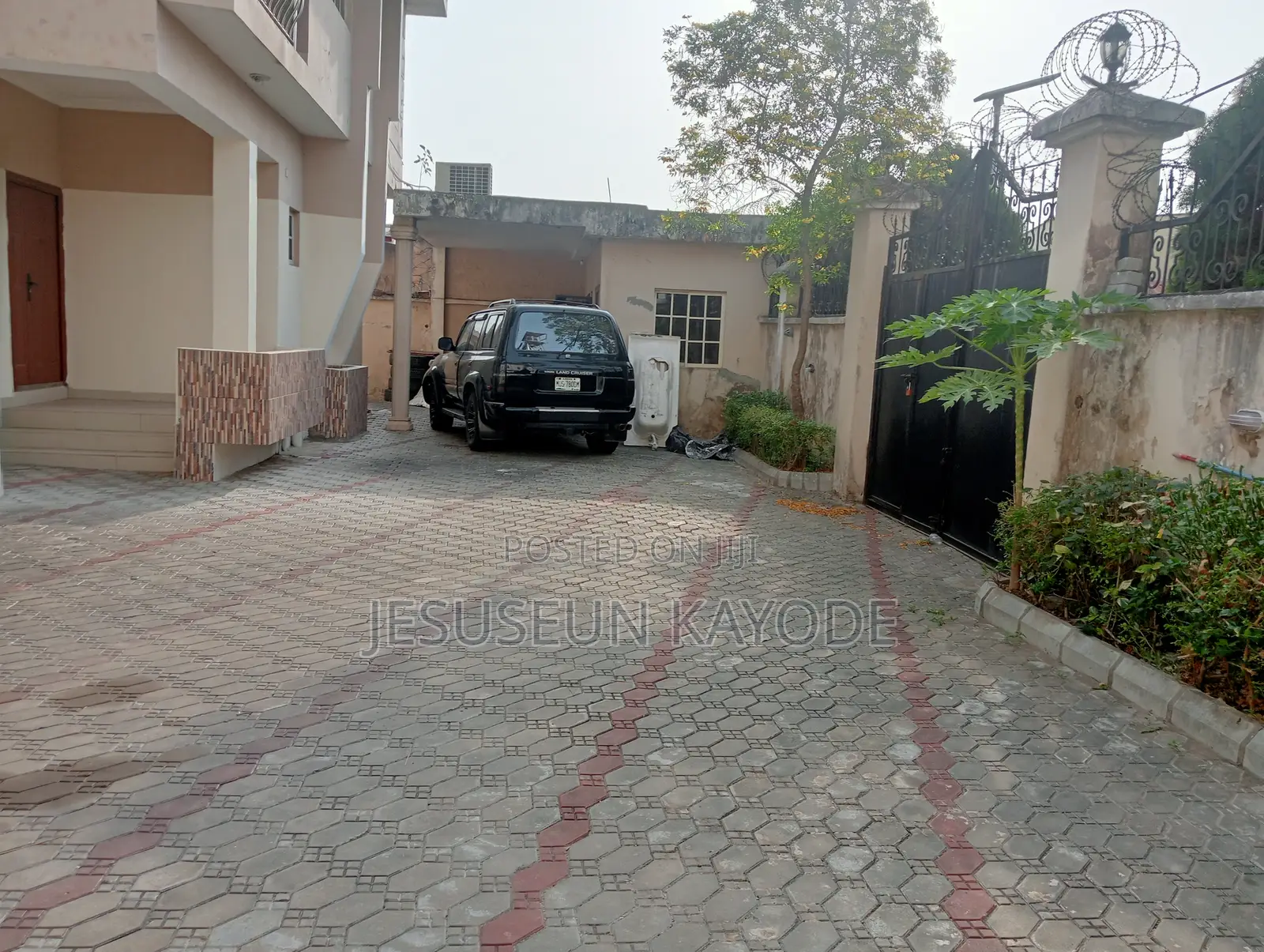 5bdrm Duplex in Lakeview Estate, Apple Junction for sale