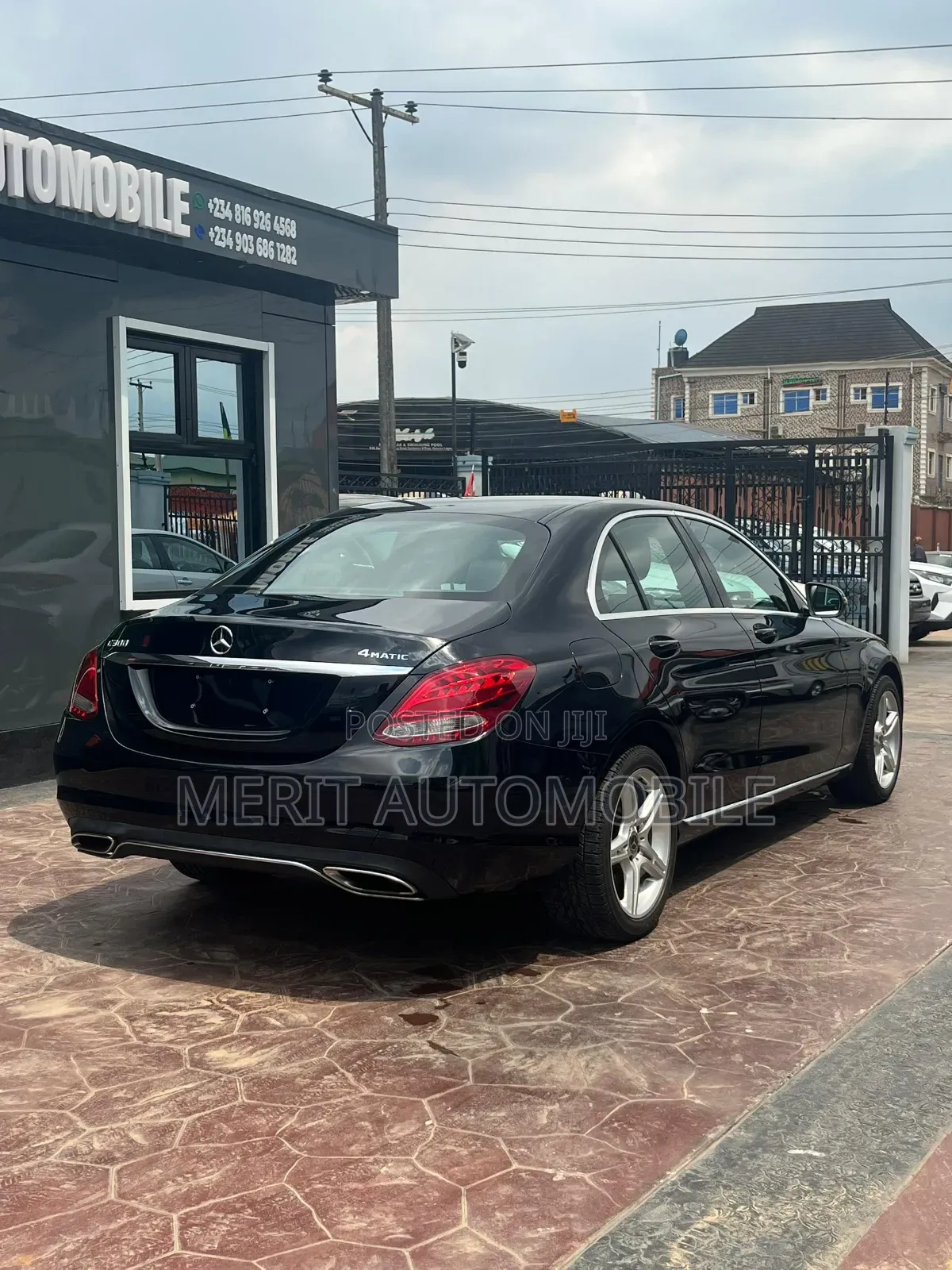 Mercedes-Benz C300 2017 Black