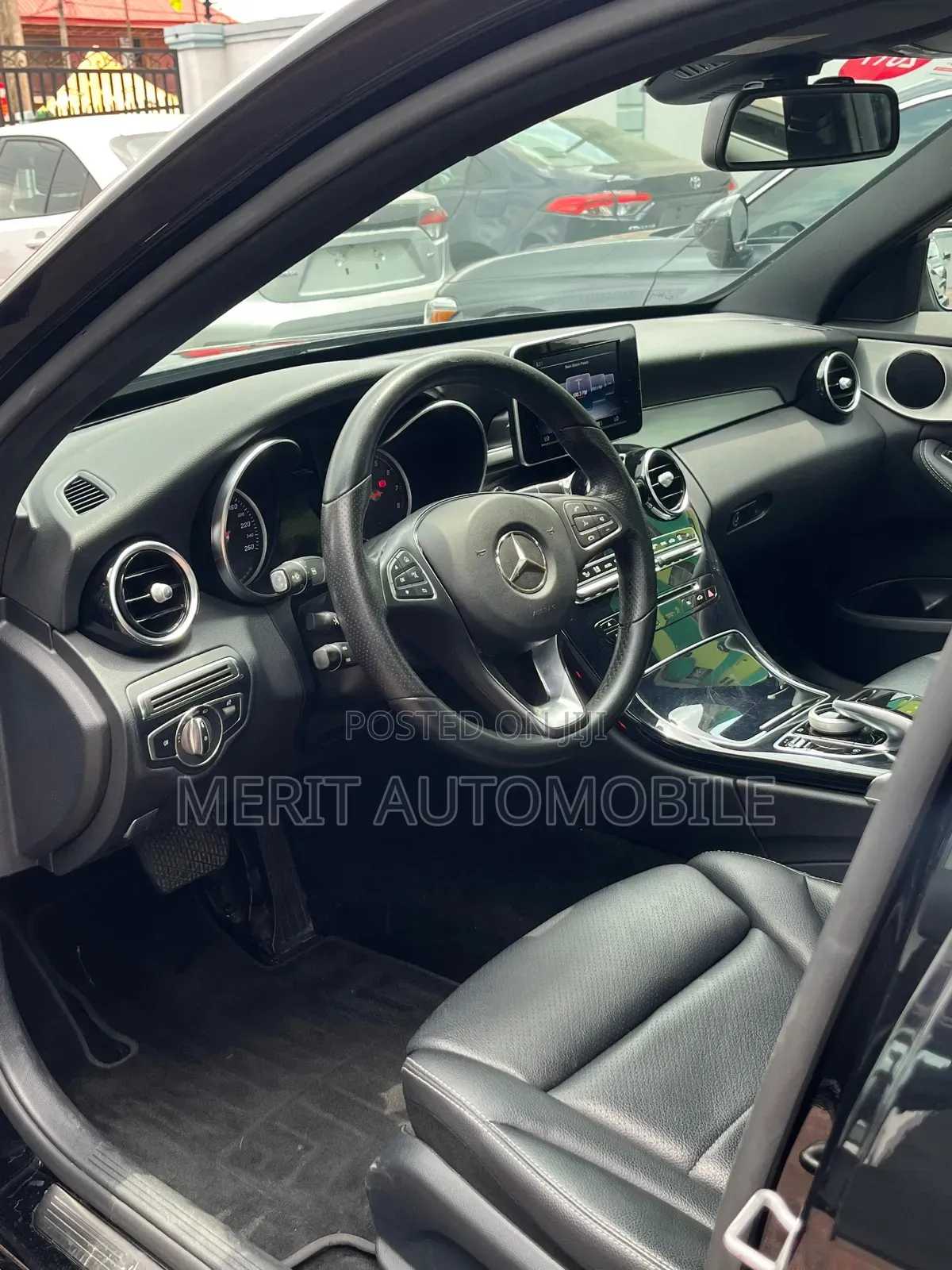 Mercedes-Benz C300 2017 Black