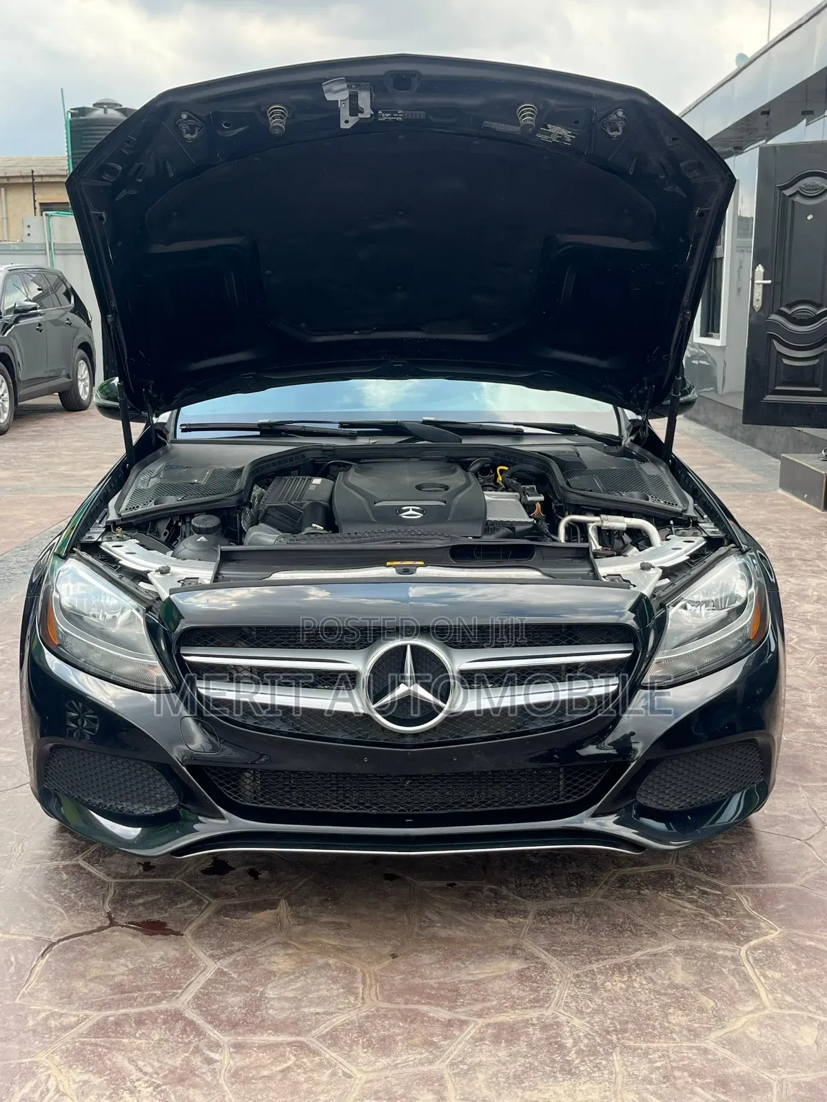 Mercedes-Benz C300 2017 Black