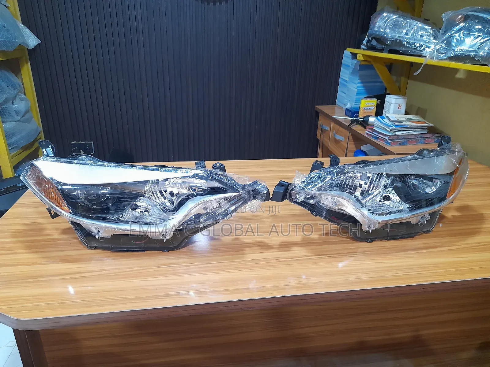 Headlamp For Toyota Corolla 2014