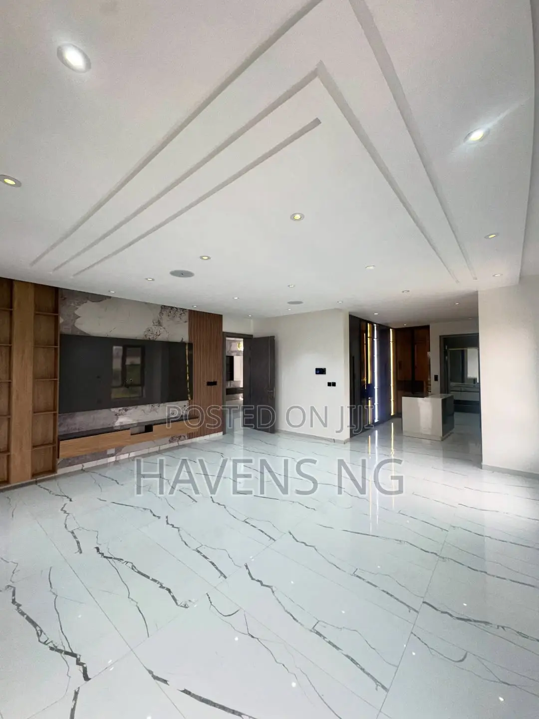 5bdrm Duplex in Abraham Adesanya Estate for sale