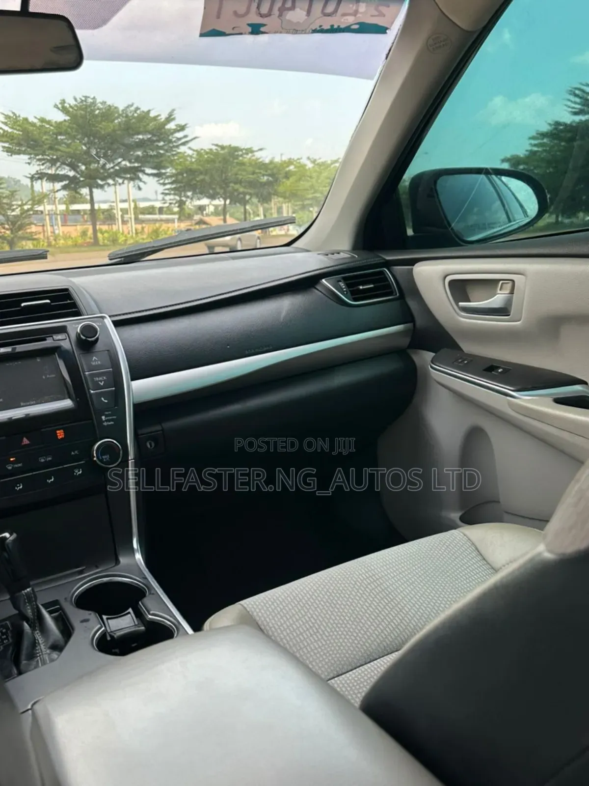 Toyota Camry SE 4dr Sedan (2.5L 4cyl 6A) 2016 Blue