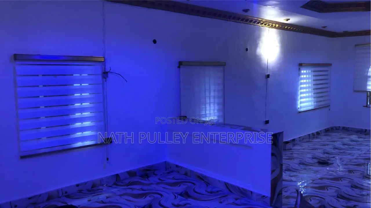 White Day and Night Blinds(High-Profile Headrail)