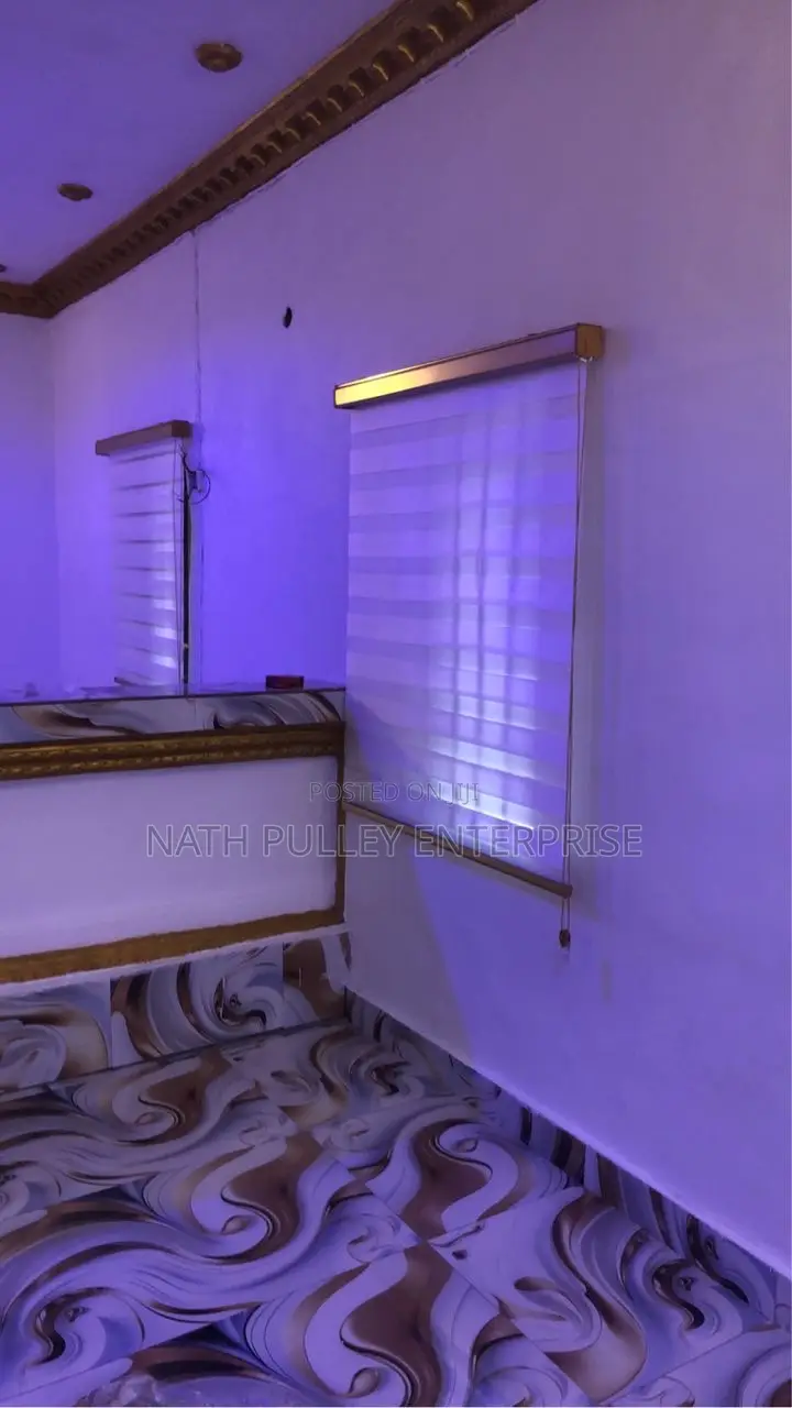 White Day and Night Blinds(High-Profile Headrail)