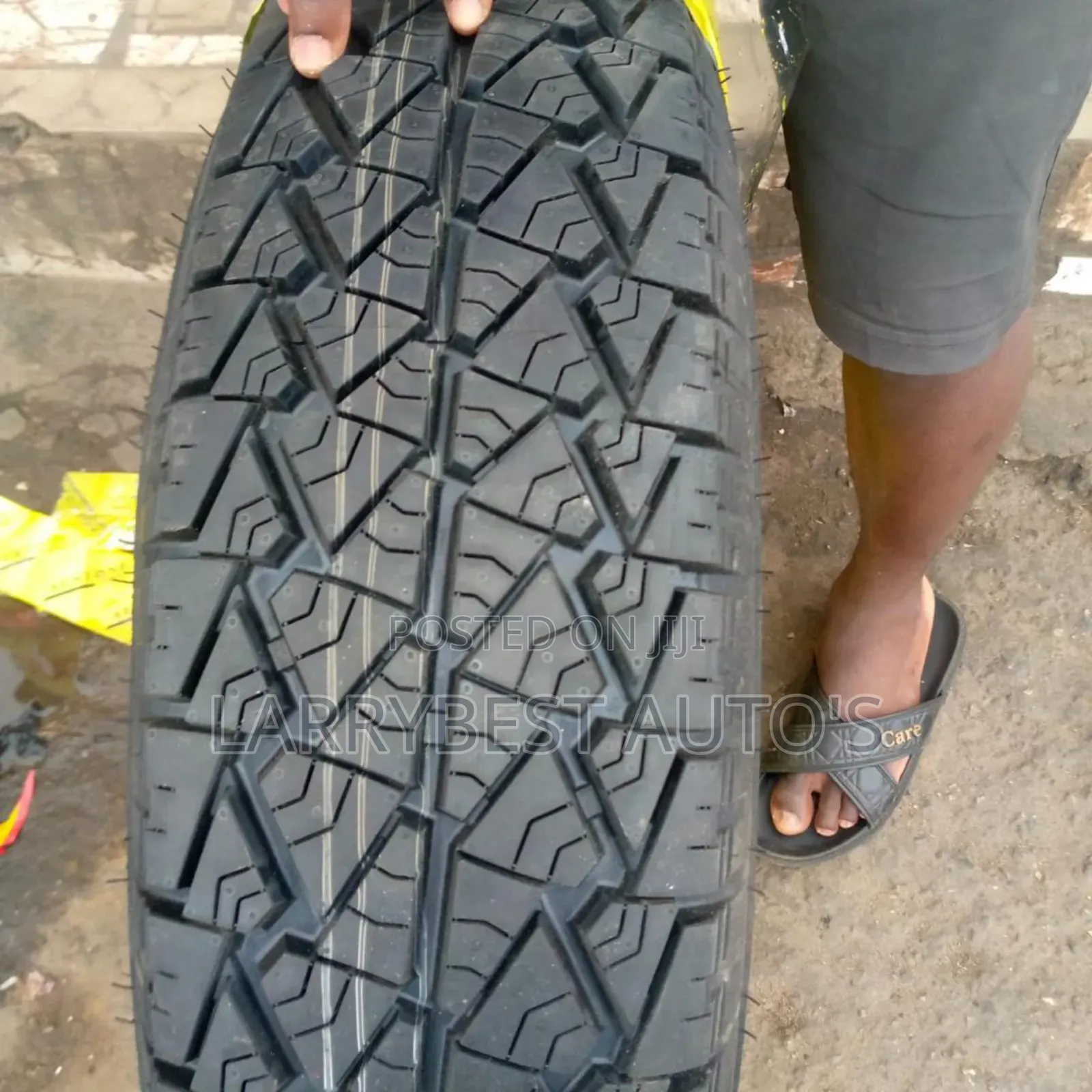 Austone 205r16c